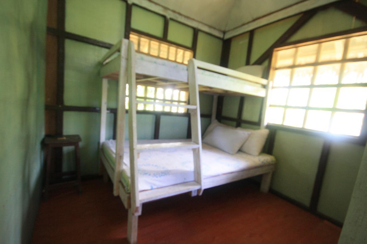 Klub Safari Tourist Inn Tagbina Extérieur photo